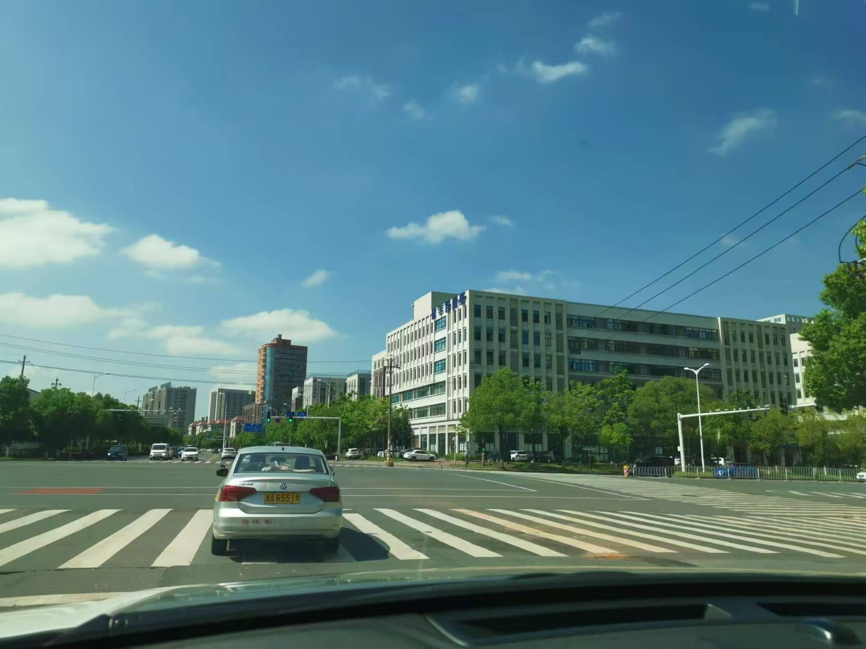 ��ý�w���E�Ľ������W(w��ng)վ�;W(w��ng)�j(lu��)�ƏVҪ��ô���ź�